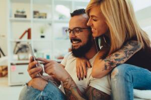 redes-sociales-en-la-pareja2.jpg