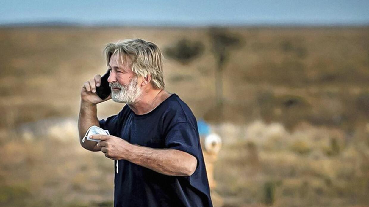 El FBI reveló un informe clave sobre el rodaje de la película “Rust” que compromete a Alec Baldwin