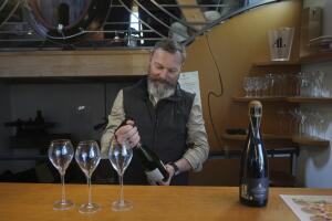 La industria del vino europea sería la más afectada si se impusieran las tarifas del 200% con las que amenaza Trump en represalia por medidas similares al whiskey estadounidense.