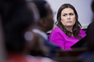 La portavoz de la Casa Blanca Sarah Huckabee Sanders no pudo comer en un restaurante de Virginia el fin de semana.