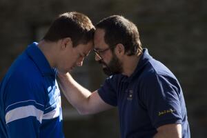 Channing Tatum e Mark Ruffalo interpretam os irmãos Schultz em Foxcatcher