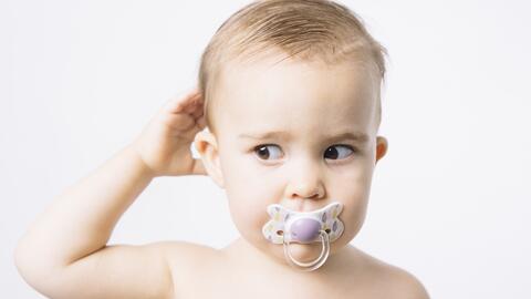 Si Tu Hijo Se Chupa Constantemente El Dedo Podria Tener Este Problema De Salud En Un Futuro Estilo De Vida Madres Univision