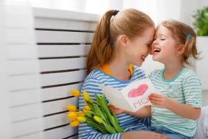 madre-e-hija-criar-amor.jpg