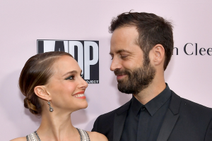 natalie-portman-benjamin-millepied-esposo.png