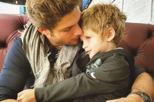 papas famosos con hijos