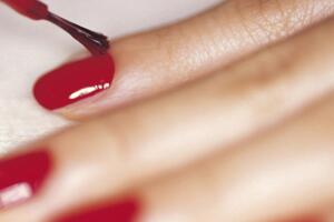 unha-esmalte-vermelho_1.jpg