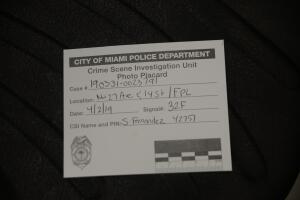 LYLE EVIDENCIAS/Set 3 - S0F_8592.JPG