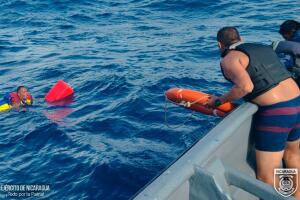 GCFjFt1W8AAicit (1).jpg