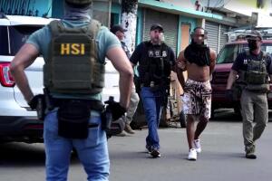 La Conferencia Episcopal Puertorriqueña llama a la solidaridad cristiana y la caridad hacia los inmigrantes que huyen de la violencia y pobreza en sus países.