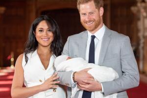 MEghan Markle primer look como mamá