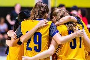 Bloquean propuesta de ley que prohíbe niñas transgénero en equipos deportivos femeniles en Arizona