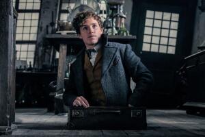 Fantastic Beasts The Crimes of Grindelwald -2018 Eddie Redmayne Grosby (2).jpg