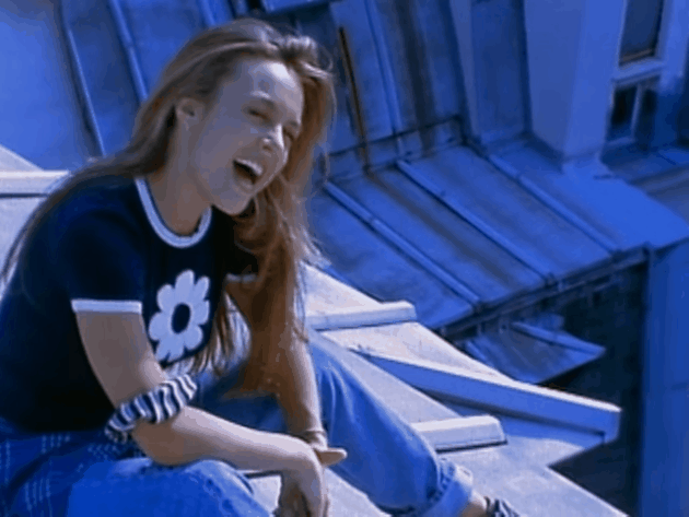 gif Fey donas en los brazos