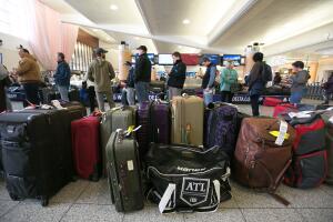 Hundreds Of Flights Cancelled After Power Outage At Atlanta Hartsfield Airport
