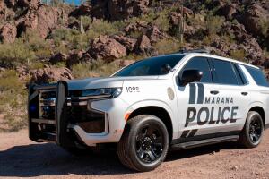 Niño de 2 años muere al ser dejado dentro de vehículo estacionado en Marana