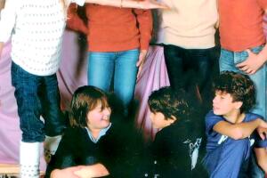 Timbiriche, Paulina Rubio, Mariana Garza, Sasha Sokol, Erik Rubín, Alix Bauer, Benny Ibarra y Diego Schoening.jpg