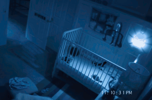bebe-actividad-paranormal.gif