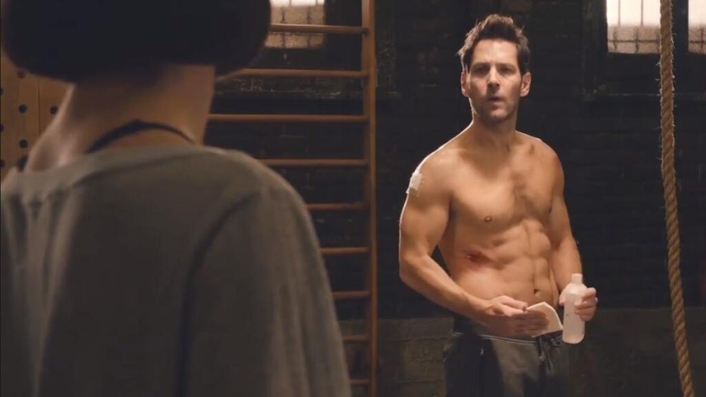 transformación del cuerpo de tobey maguire