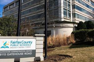 Escuelas.Fairfax.AP.jpg