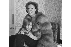 maggie-smith-hijo.png