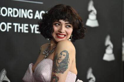 Mon Laferte Es La Chilena Mas Mexicana Deportes Tudn Univision