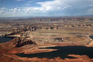 La cuenca del río Colorado suministra agua a 40 millones de personas en siete estados del oeste.