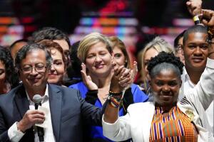 Gustavo Petro celebrating victory