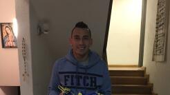 Rubens Sambueza se queda con los zapatos de Cuauhtémoc Blanco tras homenaje