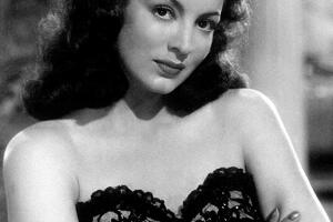 maria-felix-dona-diabla-02.jpg