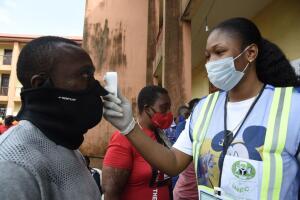 NIGERIA-VOTE-HEALTH-VIRUS