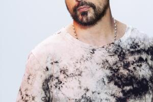 JUANES (1) PLN 2019 (1).jpg