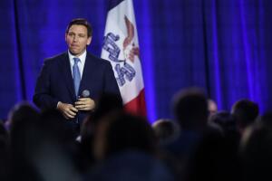 Ron DeSantis habla en Iowa, 10 de marzo 2023
