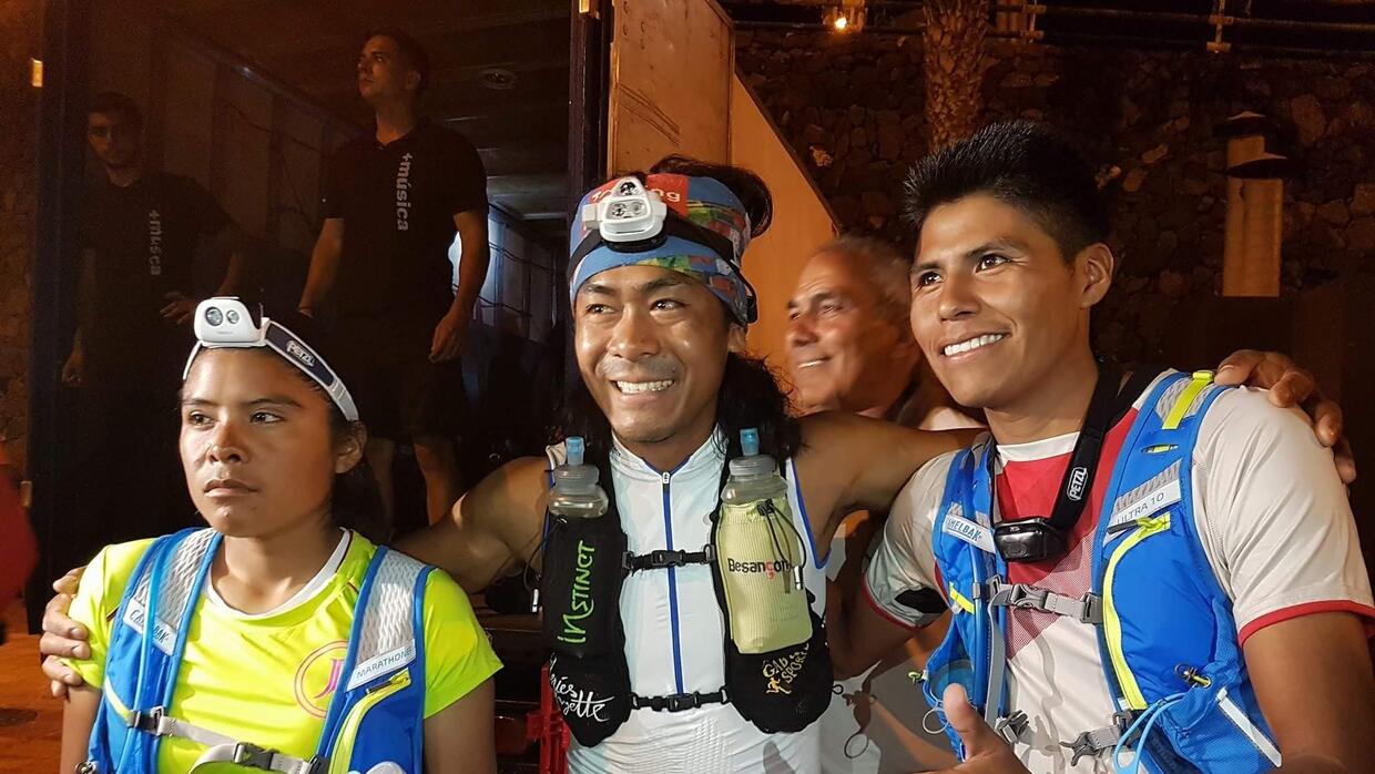 Adios Al Sueno Europeo De La Corredora Indigena Que Se Atrevio A Correr Una Ultramaraton En Sandalias Noticias Univision Trending Univision