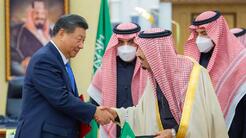 Desplantes a Biden y alfombra roja para Xi Jinping: cómo Arabia Saudita mira a China tras las rupturas con EEUU
