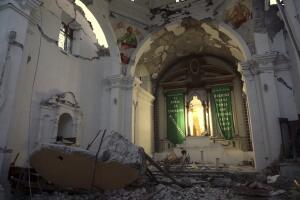 CORRECTION Mexico Earthquake