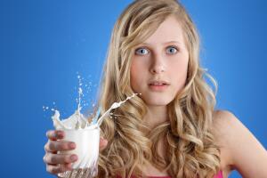usos-de-la-leche-fresca.jpg