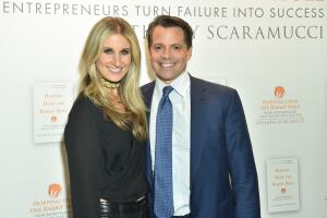 Deidre Scaramucci y Anthony Scaramucci