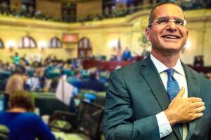 gobernador de Puerto Rico bono de Navidad fondos mensaje situación de estado 