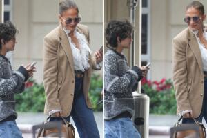 JLo y su hija Emme durante una salida madre e hija.