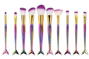 brochas_de_maquillaje_con_cola_de_sirena.jpg
