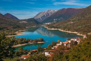 molise-italia-lago.jpg