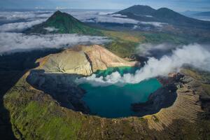 volcan-kawah-ijen-java-indonesia.jpg