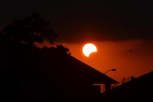 eclipse-solar-parcial.jpg