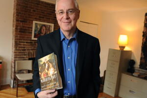 Ron Chenow es famoso por su biografía de Washington y de Hamilton, que sirvió de base para el exitoso musical: