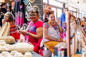 El sabor, los colores y la música mexicana toman el Navy Pier en mayo