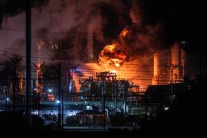 AMN-GEN CALIFORNIA-REFINERÍA INCENDIO