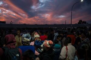 TOPSHOT-MEXICO-US-MIGRANTS