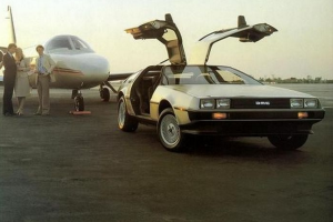 DeLorean DMC-12
