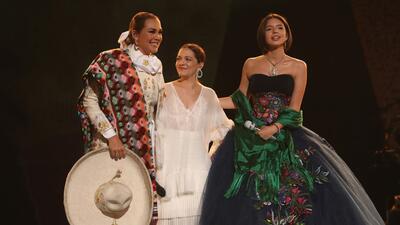 Ángela Aguilar y Flor Silvestre: 5 homenajes que le ha hecho la hija de Pepe Aguilar a su abuela | Famosos | Univision Ángela Aguilar y Flor Silvestre: 5 homenajes que le ha hecho la hija de Pepe Aguilar a su abuela | Famosos | Univision