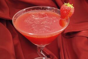 Cómo hacer licor de frutilla 3.jpg